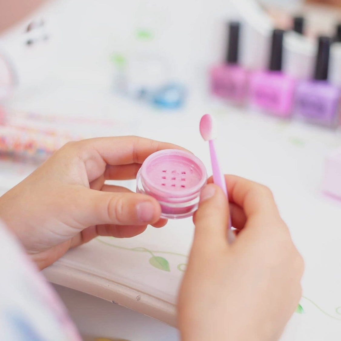 Oh Flossy Mini Makeup Set