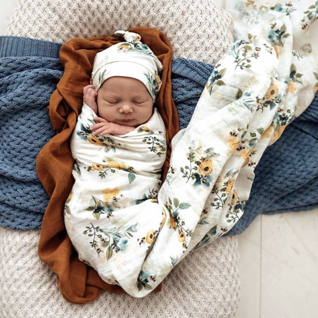 Garden Bee Organic Muslin Wrap - Limited Edition