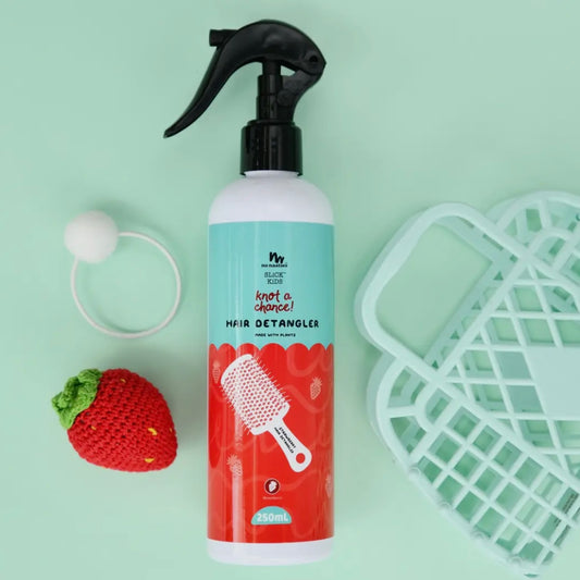 Hair Detangling Spray in Strawberry 250ml