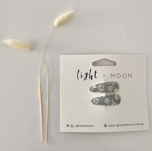 Blue Daisy Cotton Clips