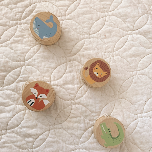 wooden lightweight yo-yos suitable for kids 3 years+ available in various styles